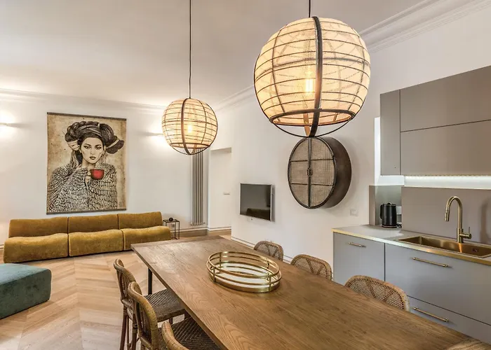 Апартаменты Essenze Eleganti A Trastevere *