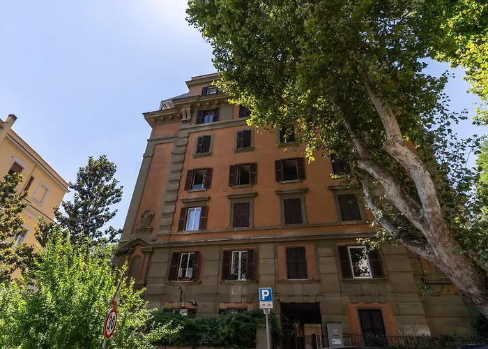 Essenze Eleganti A Trastevere Рим