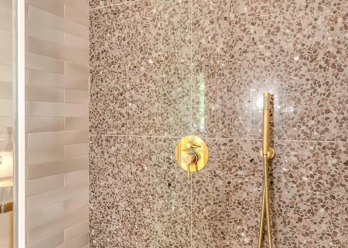 Апартаменты Essenze Eleganti A Trastevere *