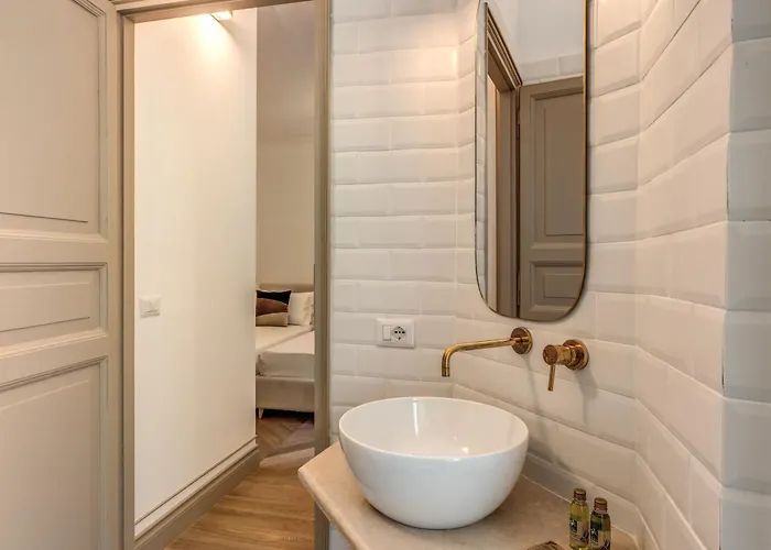 Essenze Eleganti A Trastevere Апартаменты *